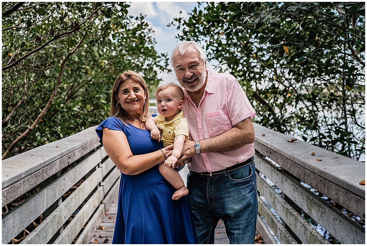 Perez Gazitua family photos in Southwest Florida taken by Lindsay Ann Photography